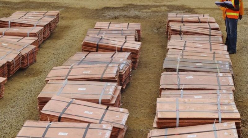 Productores de cobre y cobalto en Congo reducen químicos por crisis