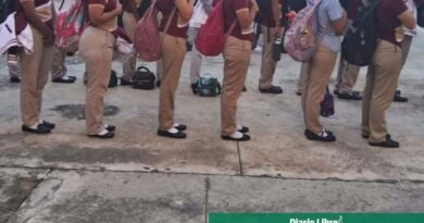 Profesor arrestado por agresión sexual a alumna menor de edad