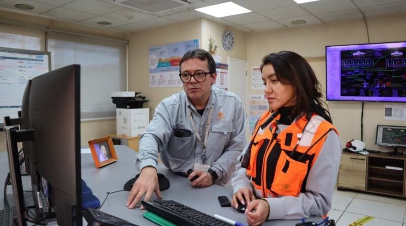 Radomiro Tomic presenta Biblioteca Digital de Seguridad con QR