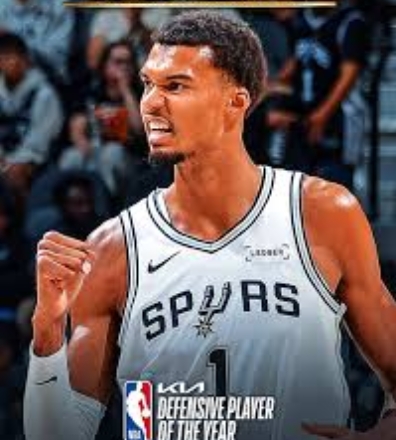 Raptors y Spurs triunfan sobre Cavaliers y Blazers en la NBA