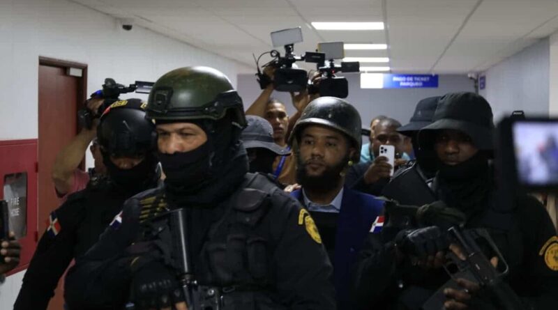 Recusan a jueza en audiencia por soborno a fiscal acusado