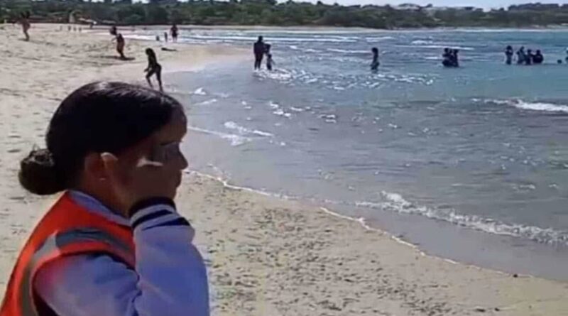 Rescatan a niño en playa de Puerto Plata en operativo Semana Santa