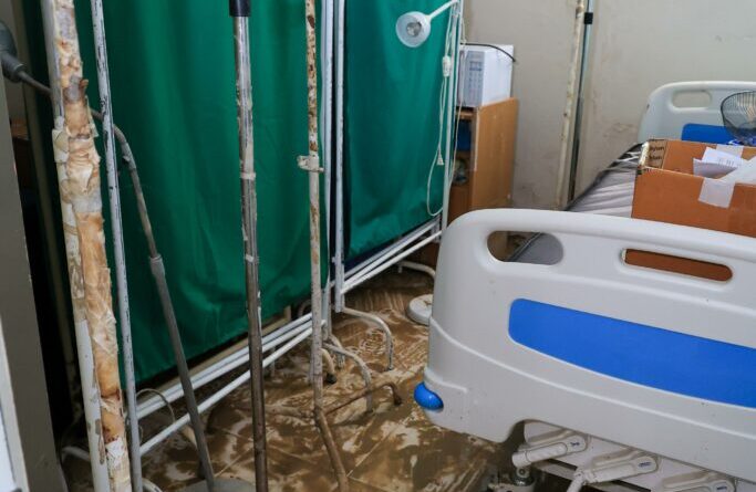 SNS interviene Hospital de Monte Llanos tras inundaciones en Puerto Plata