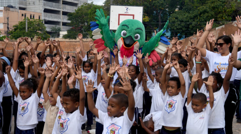 Santo Domingo celebra con entusiasmo el programa "Colí en tu Escuela"