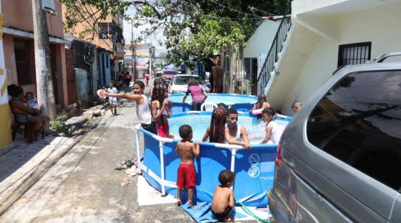 Semana Santa en el barrio: habichuelas con dulce y piscinas