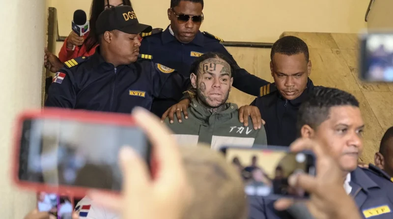 Tekashi vuelve a la libertad tras su salida de prisión