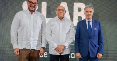 UCE lanza LAB UCEMPRENDE para fortalecer innovación en el Este