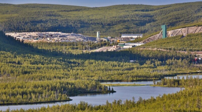 Cameco para producción de uranio en Saskatchewan y agrava déficit global