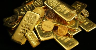 Oro se desploma a mínimo mensual por decisión de la Fed