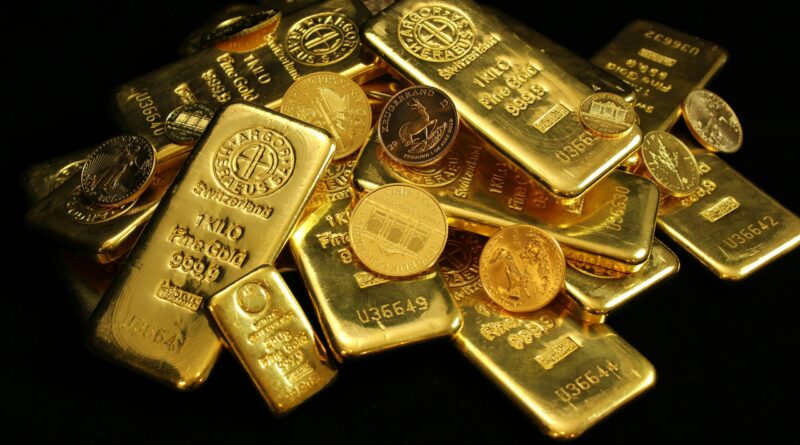 Oro se desploma a mínimo mensual por decisión de la Fed