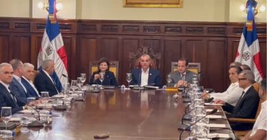 Abinader lidera Consejo de Gobierno sobre prioridades económicas y sociales