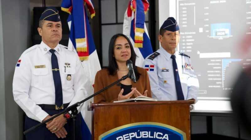 Cae la violencia: 93 delincuentes y 8 policías muertos en choques