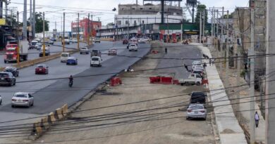 Comunitarios y comerciantes critican avance de obra en kilómetro 9