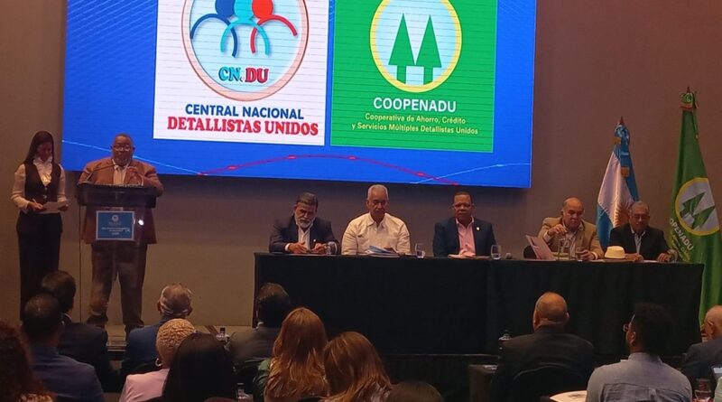 Diálogo nacional urgente sobre Código Laboral y reforma fiscal