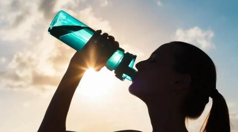 Indomet advierte: calor extremo hoy, ¡hidrátate bien!