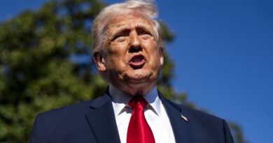 Trump y su obsesión por aparecer en billetes y monedas
