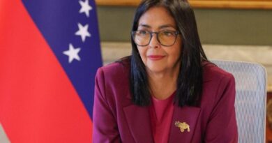 Venezuela incrementa salario con nuevos bonos económicos