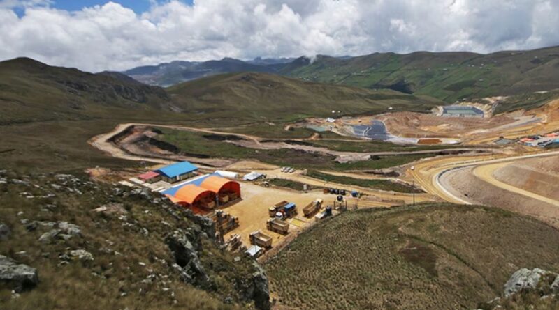 Perú impulsa La Granja y Michiquillay, pero permisos detienen US$64 mil millones