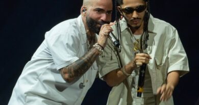 Arcángel brilla en su concierto: éxitos, reflexión y unión