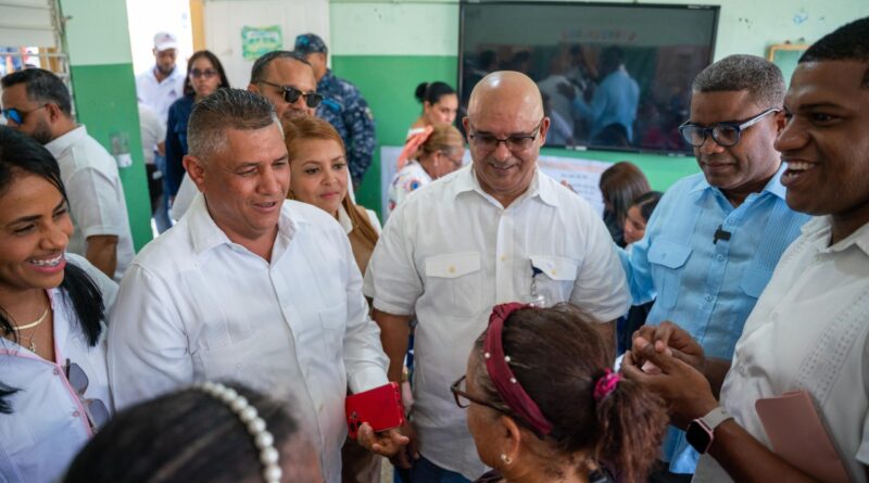 Gobierno impulsa inclusión social con "Primero Tú" en Santiago