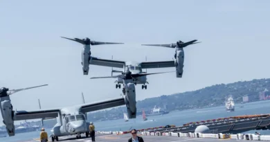 Nueva York exhibe poder en desfile naval y aéreo por Independencia