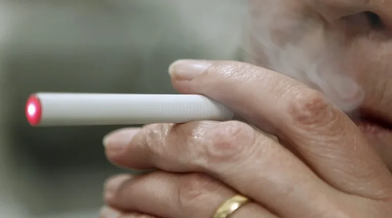 California avanza hacia la prohibición de los cigarrillos electrónicos desechables