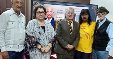 Nelson Romero reúne poesía y sonetos en tres nuevas obras
