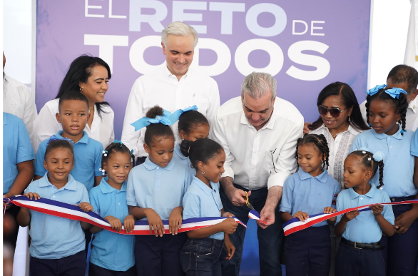 Abinader insta a padres a enviar estudiantes a clases ya