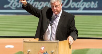 Fallece Tommy John, pionero de la cirugía que cambió el béisbol