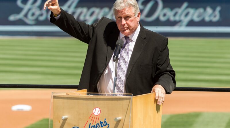 Fallece Tommy John, pionero de la cirugía que cambió el béisbol