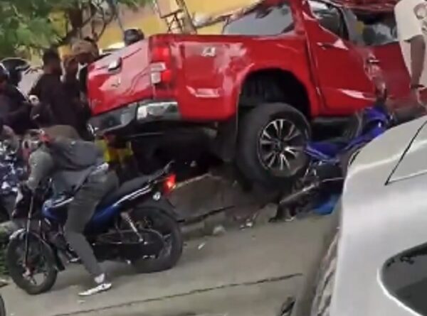 Tres muertos al ser atropellados por vehículo en Los Ríos