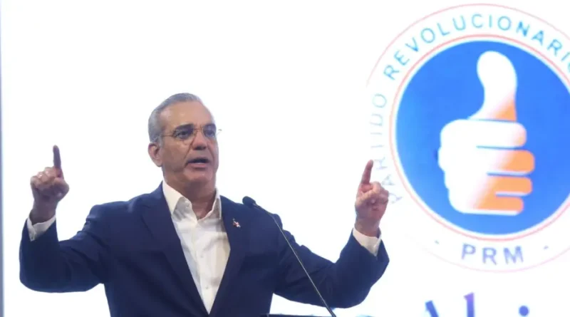 Abinader advierte que no llega a la presidencia del PRM para apadrinar a su sucesor
