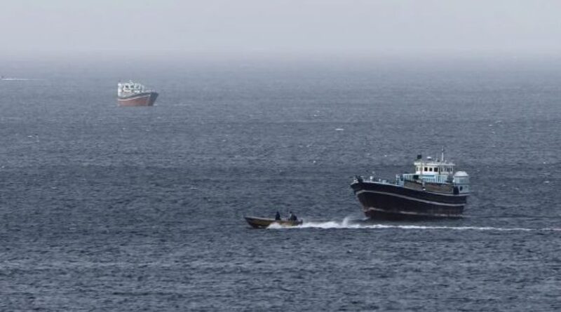 EE.UU. impide el paso de 100 barcos comerciales tras dos meses del nuevo bloqueo a Irán
