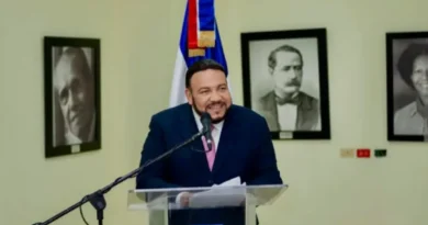 Miguel Reyes Sánchez puso en circulación la obra Balaguer muy de cerca: testimonio de la cotidianidad del poder