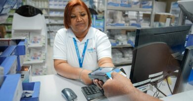 PROMESE/CAL inicia plan piloto de cobro con tarjetas de crédito en Farmacias del Pueblo