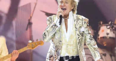 Rod Stewart confirma gira de despedida tras intervención cardíaca