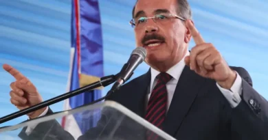 Danilo Medina sobre marcha atrás en arancel del arroz: “Cantaron como gallos y pusieron como gallinas”